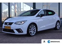 Wit Gebruikt 2023 Seat Ibiza Sport Hatchback | € 22.095 (Eerlijke prijs)