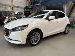 Wit Gebruikt 2020 Mazda 2 Style Hatchback | € 15.850 (Super prijs)
