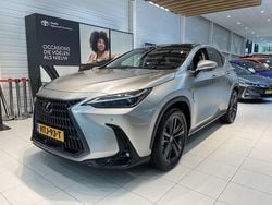 Grijs Gebruikt 2025 Lexus NX450h+ Executive Line SUV | € 73.950