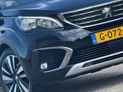 Zwart, metallic lak Gebruikt 2020 Peugeot 5008 Allure MPV | € 15.925 (Goede deal)