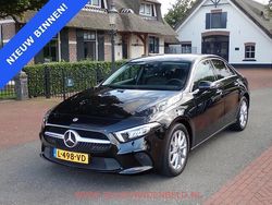Zwart Gebruikt 2020 Mercedes A200 Sedan | € 22.750 (Goede deal)