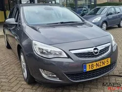 Grijs Gebruikt 2010 Opel Astra Edition Hatchback | € 3.999 (Goede deal)