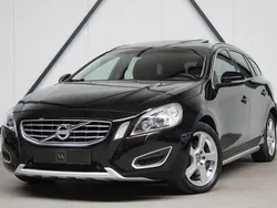 Zwart Gebruikt 2011 Volvo V60 Summum Stationwagen | € 14.999 (Duur)