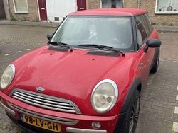 Rood Gebruikt 2003 Mini ONE Pepper Hatchback | € 850 (Goede deal)