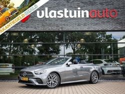 Grijs, metallic lak Gebruikt 2023 Mercedes E200 AMG line Cabriolet | € 59.999 (Super prijs)