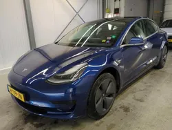 Blauw Gebruikt 2020 Tesla Model 3 Sedan | € 19.800 (Eerlijke prijs)