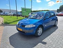 Blauw Gebruikt 2003 Renault Mégane II Expression Hatchback | € 1.999 (Iets duurder)