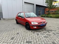 Rood Gebruikt 1998 Peugeot 106 Hatchback | € 740 (Eerlijke prijs)