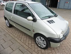 Beige Gebruikt 2002 Renault Twingo Hatchback | € 1.499 (Eerlijke prijs)