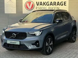 Grijs Gebruikt 2022 Volvo XC40 Plus SUV | € 34.950 (Eerlijke prijs)