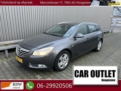 Grijs, metallic lak Gebruikt 2009 Opel Insignia Edition Stationwagen | € 3.250 (Eerlijke prijs)