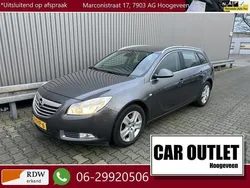 Grijs, metallic lak Gebruikt 2009 Opel Insignia Edition Stationwagen | € 3.750 (Eerlijke prijs)
