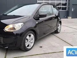 Zwart Gebruikt 2012 VW up! high up! Hatchback | € 2.990 (Goede deal)