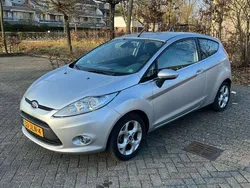 Grijs Gebruikt 2009 Ford Fiesta Titanium Hatchback | € 4.500 (Eerlijke prijs)