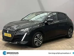 Zwart zwart Gebruikt 2022 Peugeot 208 Allure Hatchback | € 16.900 (Eerlijke prijs)