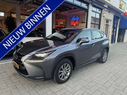 Grijs Gebruikt 2016 Lexus NX300h Business Edition SUV | € 20.949 (Goede deal)