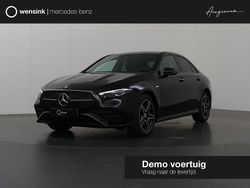 , metallic lak Gebruikt 2025 Mercedes A250 Business Sedan | € 43.900 (Duur)
