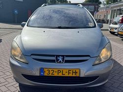 Grijs Gebruikt 2004 Peugeot 307 Stationwagen | € 500 (Eerlijke prijs)