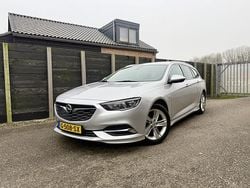 Grijs (metallic) Gebruikt 2019 Opel Insignia Business Stationwagen | € 14.950 (Eerlijke prijs)