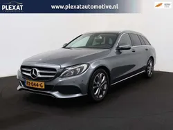 Grijs, metallic lak Gebruikt 2017 Mercedes C180 Business Stationwagen | € 18.445 (Goede deal)