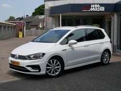 Wit Gebruikt 2017 VW Golf Sportsvan Highline MPV | € 17.950 (Eerlijke prijs)