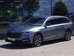 Grijs Gebruikt 2022 Skoda Octavia Business Line Stationwagen | € 22.900 (Goede deal)