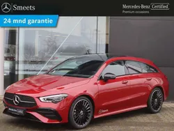 Rood, metallic lak Gebruikt 2024 Mercedes CLA180 Shooting Brake AMG line Stationwagen | € 46.750