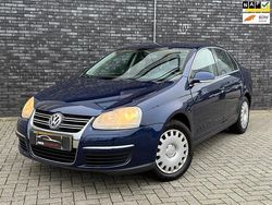Blauw (metallic) Gebruikt 2007 VW Jetta Comfortline Sedan | € 2.450 (Goede deal)