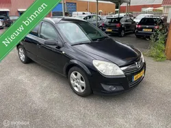 Zwart Gebruikt 2007 Opel Astra Executive Stationwagen | € 499 (Super prijs)