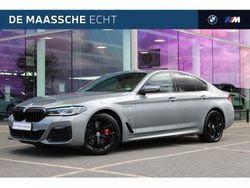Skyscraper grey (grijs metallic) Gebruikt 2023 BMW 530e Comfort Edition Sedan | € 49.950 (Duur)