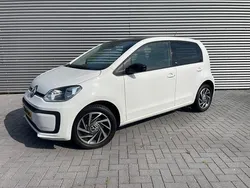 Wit Gebruikt 2017 VW up! Sound Hatchback | € 5.999 (Eerlijke prijs)