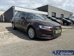 Rood Gebruikt 2013 Audi A3 Sportback Ambition Hatchback | € 8.950 (Eerlijke prijs)