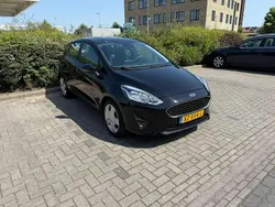 Zwart Gebruikt 2019 Ford Fiesta Trend Hatchback | € 7.390 (Goede deal)