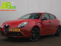Rosso alfa Gebruikt 2020 Alfa Romeo Giulietta Hatchback | € 18.999