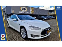 Wit Gebruikt 2015 Tesla Model S Sedan | € 19.500 (Eerlijke prijs)