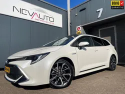 Wit, metallic lak Gebruikt 2021 Toyota Corolla Premium Stationwagen | € 30.400 (Eerlijke prijs)