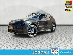Zwart Gebruikt 2023 Lynk & Co 01 SUV | € 27.885 (Eerlijke prijs)