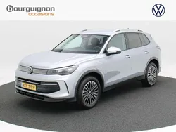 Grijs, metallic lak Gebruikt 2025 VW Tiguan Edition SUV | € 48.850 (Super prijs)