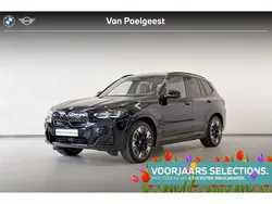 M carbonschwarz metallic (zwart metallic) Gebruikt 2025 BMW iX3 Comfort Edition SUV | € 66.895 (Iets duurder)