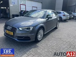 Grijs Gebruikt 2015 Audi A3 Sportback Attraction Hatchback | € 10.950 (Eerlijke prijs)