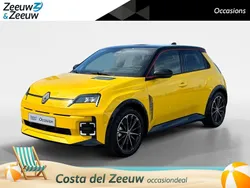 Geel Gebruikt 2025 Renault R5 Iconic Hatchback | € 33.435