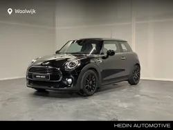 Zwart Gebruikt 2018 Mini Cooper Hatchback | € 17.440 (Eerlijke prijs)