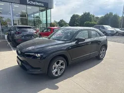 Zwart Gebruikt 2024 Mazda MX30 SUV | € 20.000 (Eerlijke prijs)