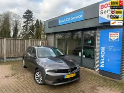 Grijs Gebruikt 2022 Opel Astra Edition Hatchback | € 17.950 (Eerlijke prijs)