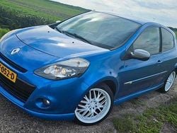 Gebruikt 2009 Renault Clio II GT | € 3.950 (Iets duurder)