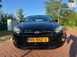 Zwart Gebruikt 2012 Ford Focus Titanium Hatchback | € 4.250