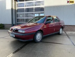Rood, metallic lak Gebruikt 1995 Alfa Romeo 155 Sedan | € 7.950