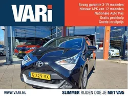 Zwart Gebruikt 2019 Toyota Aygo X-play Hatchback | € 10.599 (Iets duurder)