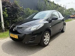 Zwart Gebruikt 2013 Mazda 2 Hatchback | € 4.699 (Eerlijke prijs)