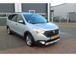 Grijs Gebruikt 2020 Dacia Lodgy Stepway MPV | € 11.950 (Super prijs)